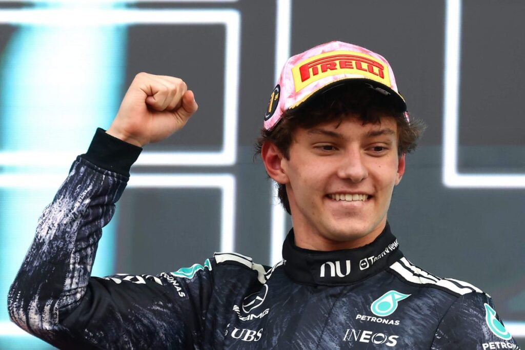 Japanese Grand Prix briefing: Kimi Antonelli makes history again, Oscar Piastri roars back