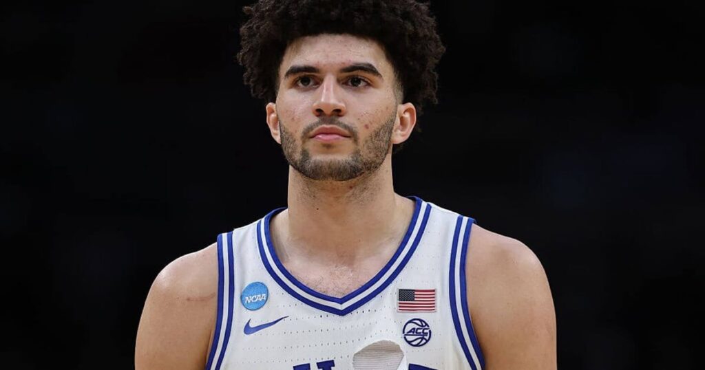 UConn vs. Duke live updates: Men’s March Madness 2026 Elite Eight predictions, odds and latest