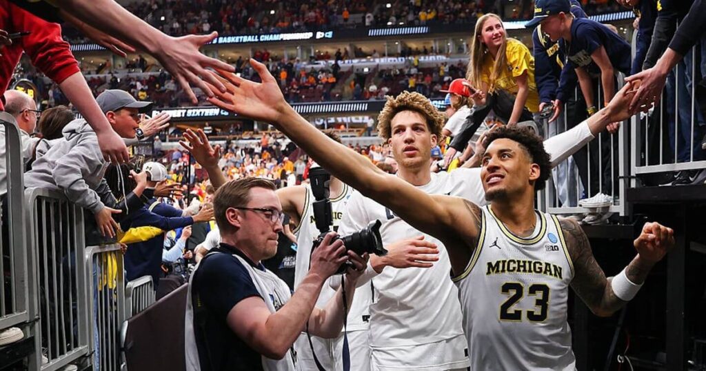 Tennessee vs. Michigan live updates: Men’s March Madness 2026 Elite Eight predictions, odds and latest
