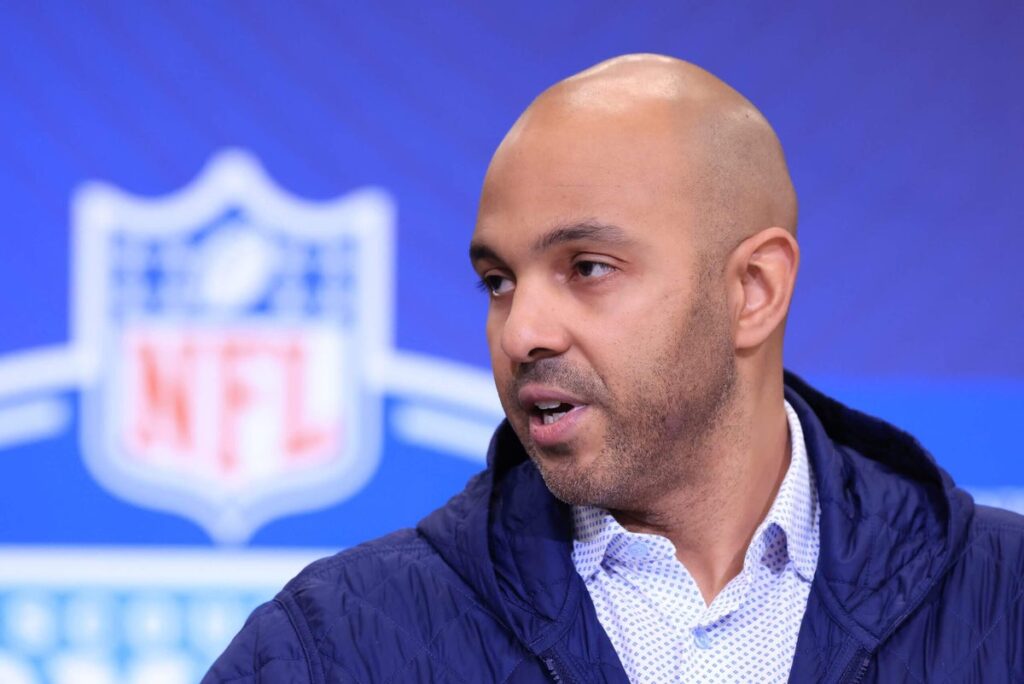 Chicago Bears still hope to receive compensatory picks for Ian Cunningham’s departure